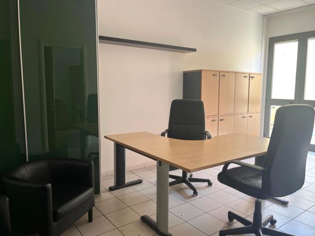 Ufficio in vendita a Quartiere 1, Firenze