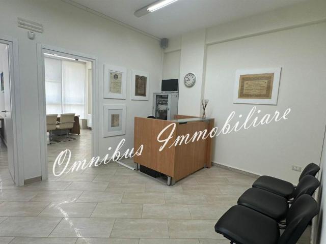 Ufficio in vendita a Puglia, Foggia