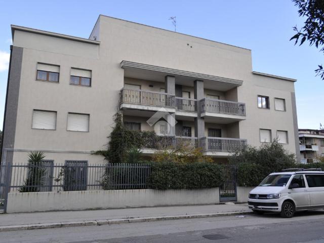 Ufficio in vendita a Puglia, Foggia