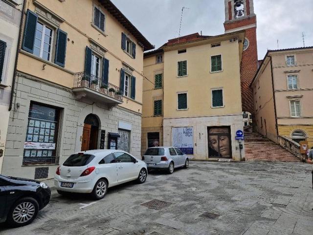Ufficio in vendita a Foiano Della Chiana, Toscana