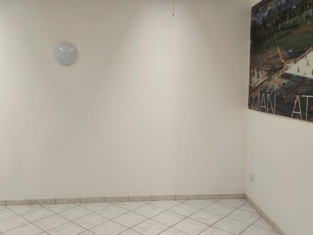 Ufficio in vendita a Follonica, Toscana