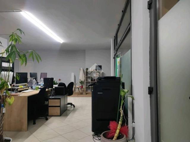 Ufficio in vendita a Unione di Comuni della Romagna Forlivese, Quattro