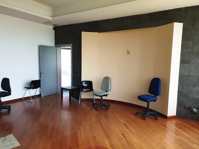 Ufficio in vendita a Unione dei comuni del Distretto Ceramico, Formigine