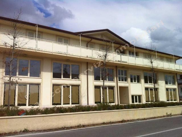 Ufficio in vendita a Roma Imperiale, Forte Dei Marmi
