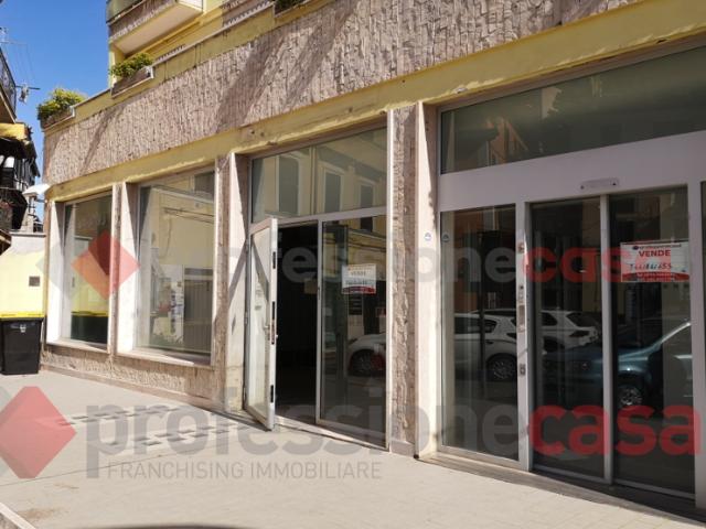 Ufficio in vendita a Centro Storico, Frosinone