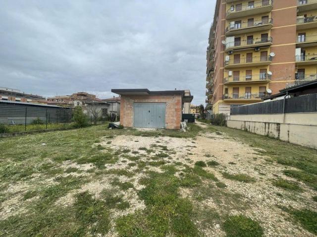 Ufficio in vendita a Frosinone, Lazio
