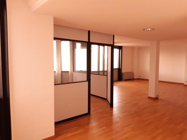 Ufficio in vendita a Centro, Gallarate
