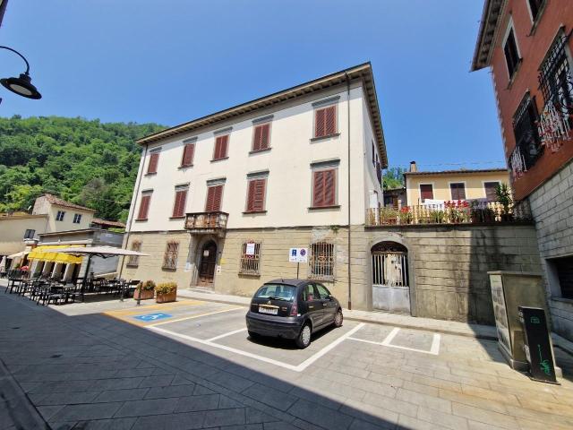 Ufficio in vendita a Unione Comuni Garfagnana, Gallicano