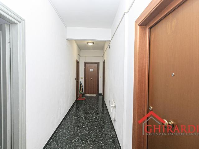 Ufficio in vendita a Centro Ovest, Serra Riccò