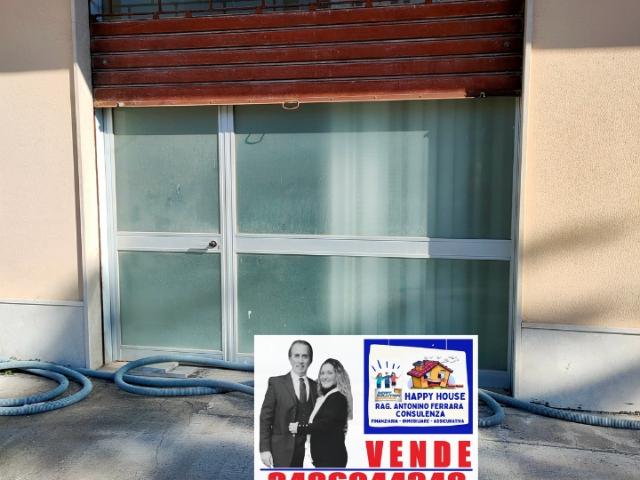 Ufficio in vendita a Macchia, Giarre