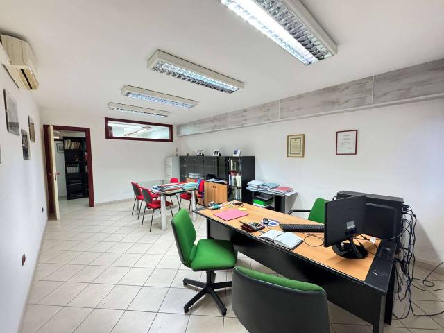 Ufficio in vendita a Gonnesa, Sardigna/Sardegna