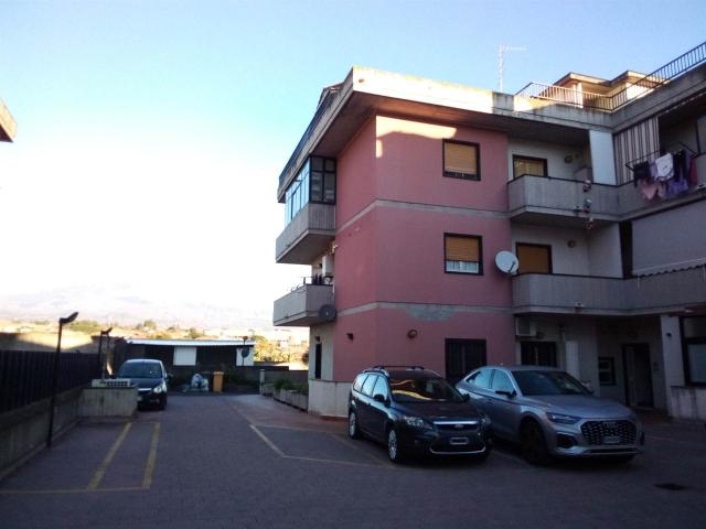 Ufficio in vendita a Gravina Di Catania, Sicilia