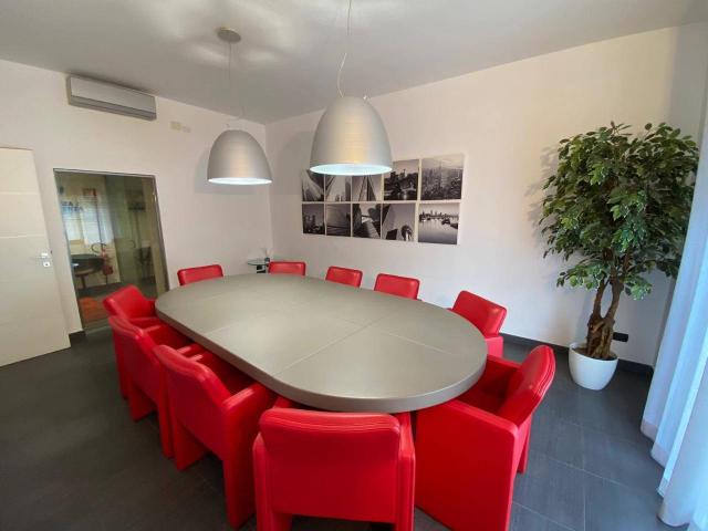 Ufficio in vendita a Centro, Monte Argentario