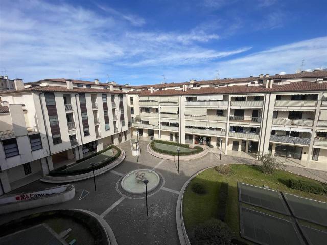 Ufficio in vendita a Centro, Monte Argentario