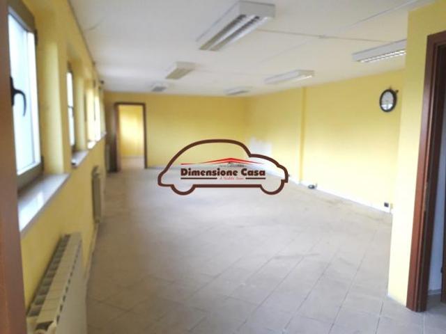 Ufficio in vendita a Capannori, Lucca