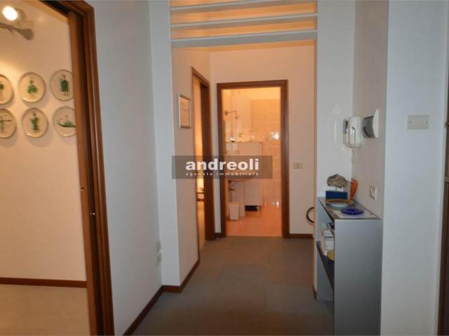 Ufficio in vendita a Marche, Ancona