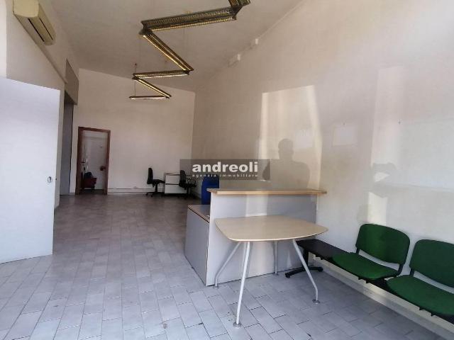 Ufficio in vendita a Marche, Ancona