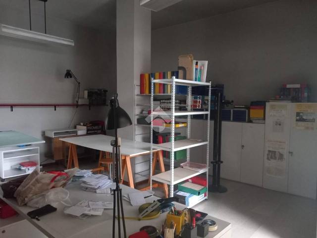 Ufficio in vendita a Mattaleto, Langhirano