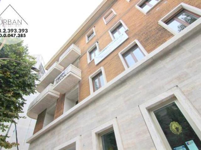 Ufficio in vendita a Tornimparte, Abruzzo
