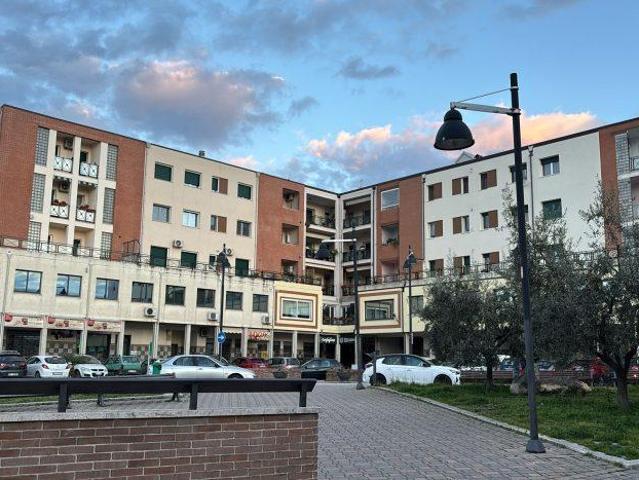 Ufficio in vendita a Larino, Molise