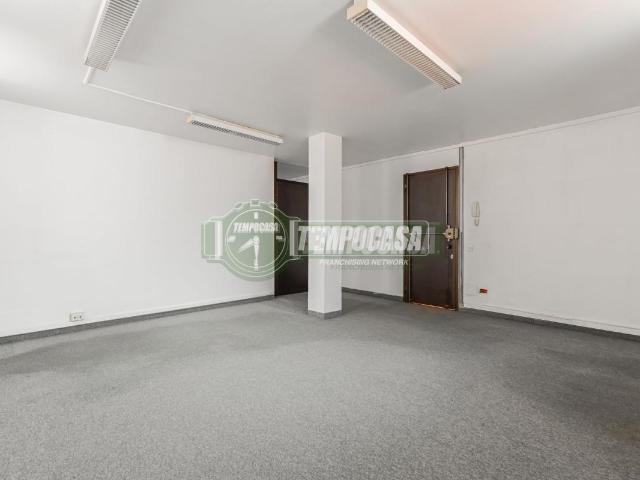 Ufficio in vendita a Liscate, Lombardia