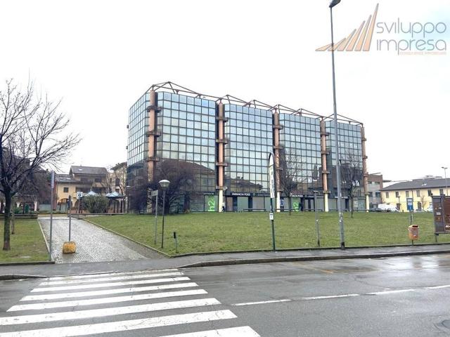Ufficio in vendita a Lissone, Lombardia