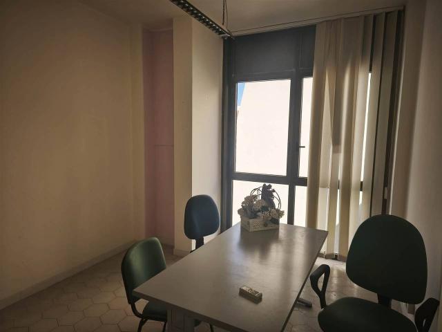 Ufficio in vendita a Livorno, Toscana