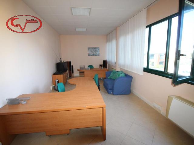 Ufficio in vendita a Loro Ciuffenna, Toscana