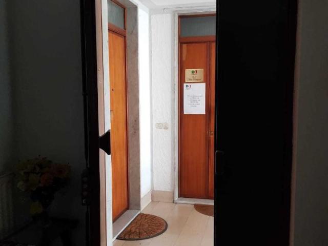 Ufficio in vendita a Portonetti, Luni