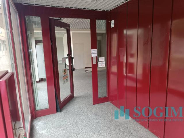 Ufficio in vendita a Lurate Abbate, Lurate Caccivio