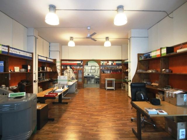 Ufficio in vendita a Macherio, Lombardia