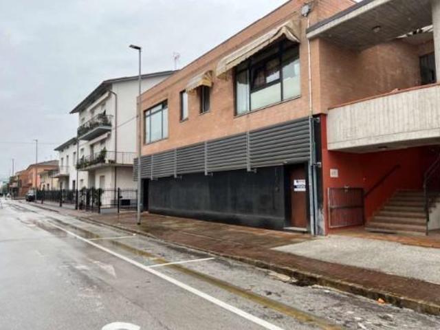 Ufficio in vendita a Marche, Ancona