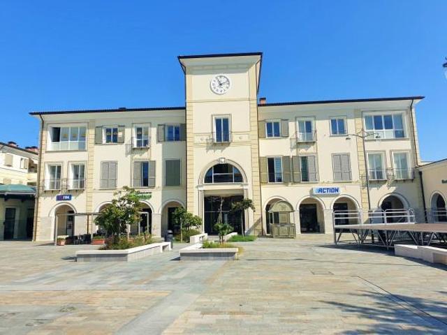 Ufficio in vendita a Unione dei comuni del Distretto Ceramico, Maranello