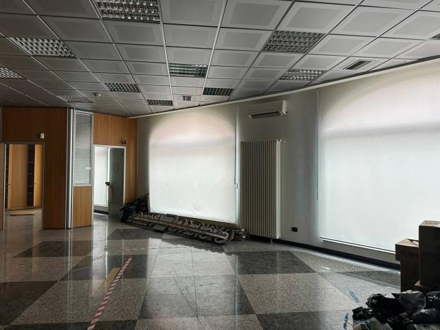 Ufficio in vendita a Piemonte, Novara