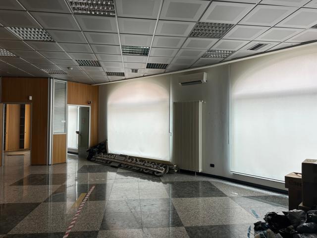 Ufficio in vendita a Piemonte, Novara
