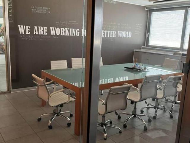 Ufficio in vendita a Marcon, Venezia