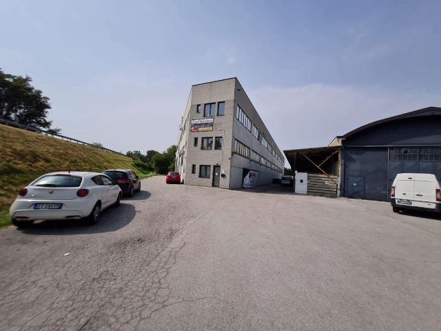 Ufficio in vendita a Favaro Veneto, Marcon