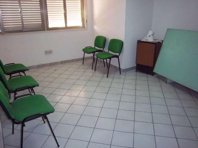 Ufficio in vendita a Marsala, Trapani