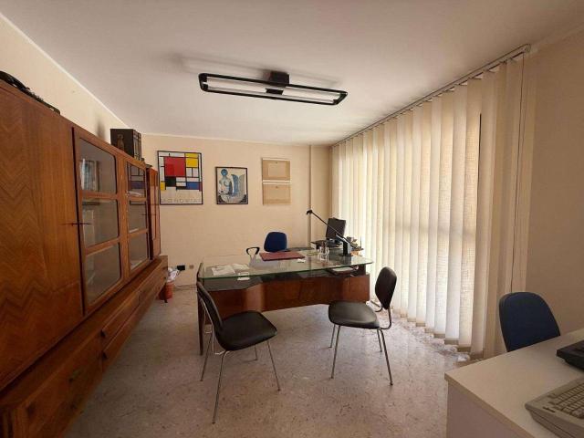 Ufficio in vendita a Gorgorosso, Mazara Del Vallo