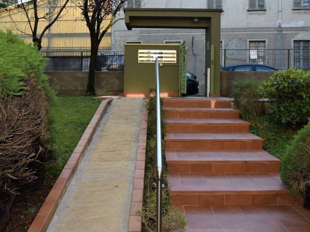 Ufficio in vendita a Meda, Monza e della Brianza