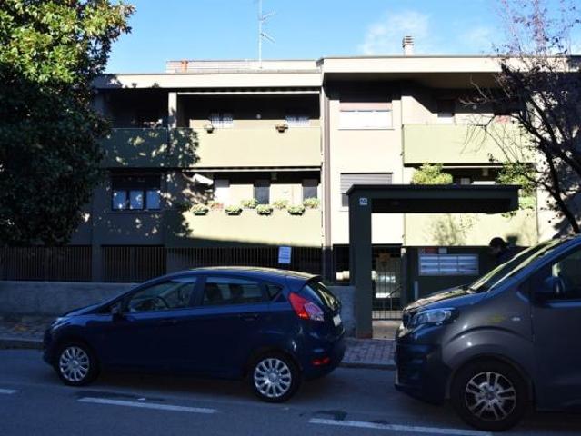 Ufficio in vendita a Meda, Monza e della Brianza