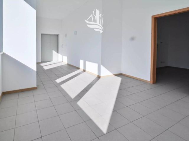Ufficio in vendita a Burggrafenamt - Burgraviato, Merano - Meran