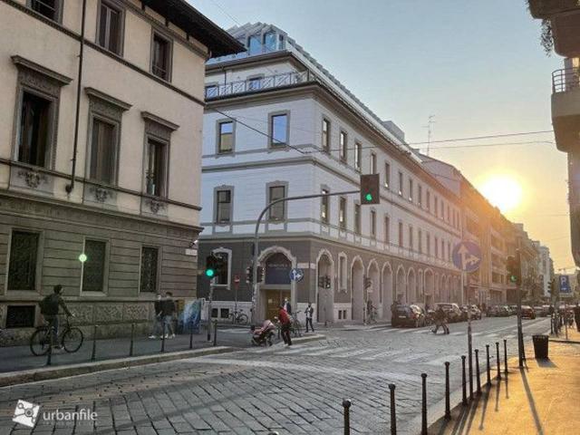 Ufficio in vendita a Municipio 1, Milano