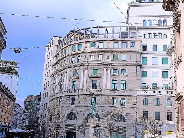 Ufficio in vendita a Municipio 1, Milano