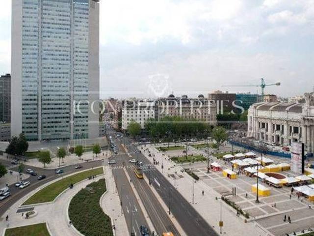 Ufficio in vendita a Municipio 1, Milano