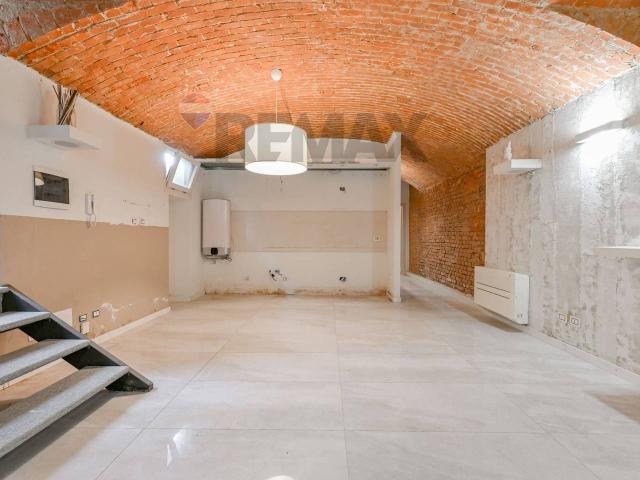 Ufficio in vendita a Umbria - Molise, Milano