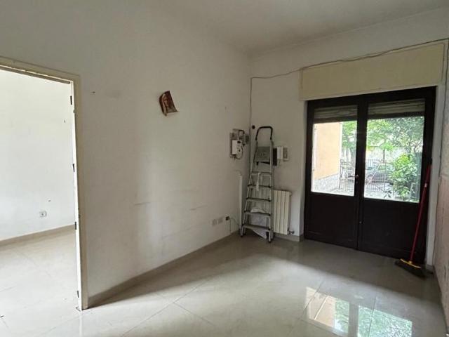 Ufficio in vendita a Forze Armate, Milano