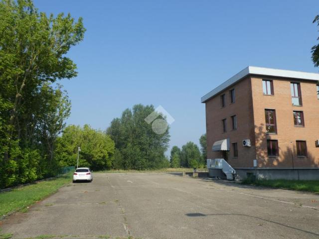 Ufficio in vendita a Unione Comuni Modenesi Area Nord, Mirandola