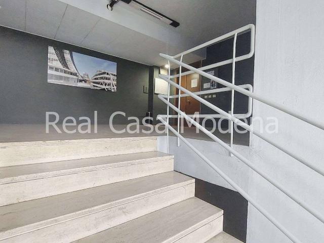 Ufficio in vendita a San Faustino-Madonnina-Quattroville, Modena