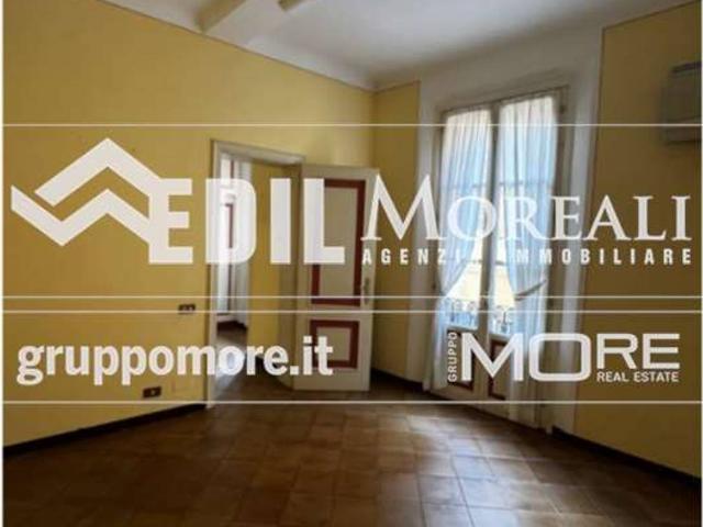 Ufficio in vendita a Centro Storico, Modena